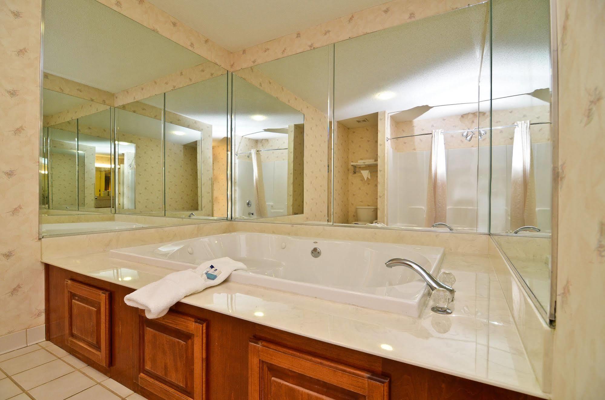 Best Western Hawkinsville Inn & Suites Quarto foto